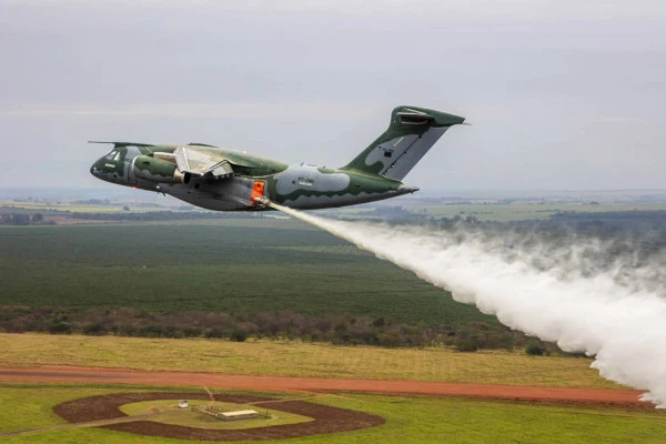 C-390 Nakliye Uçağı Yangın Söndürme Görevlerine Hazır