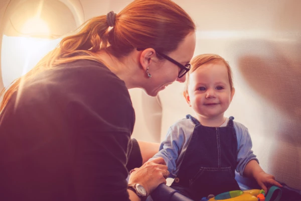 Çocuklar Uçuşlarda Neden Ağlar: Kulak Basıncının Etkisi